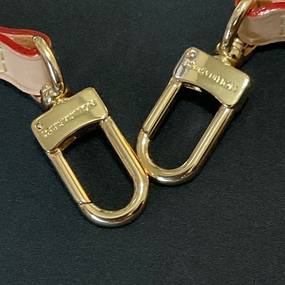 Louis Vuitton Cross body Vachetta leather strap - Picture 2 of 5